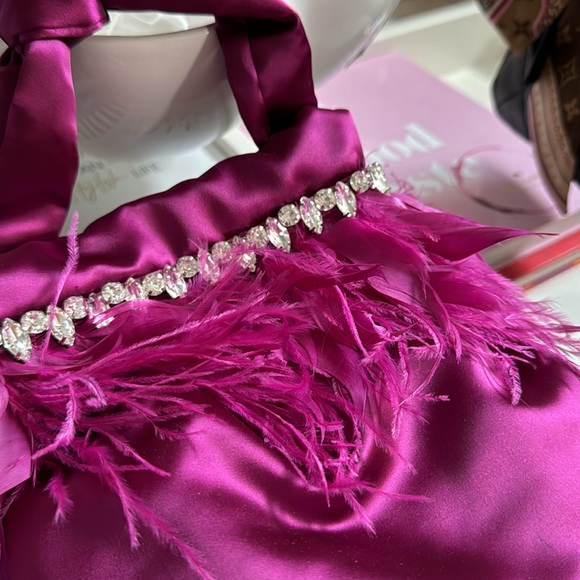 Little violet satin handbag with gems and feathers never used New - Picture 2 of 5